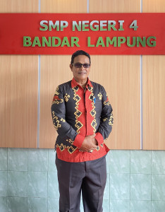 Sutiyono SR