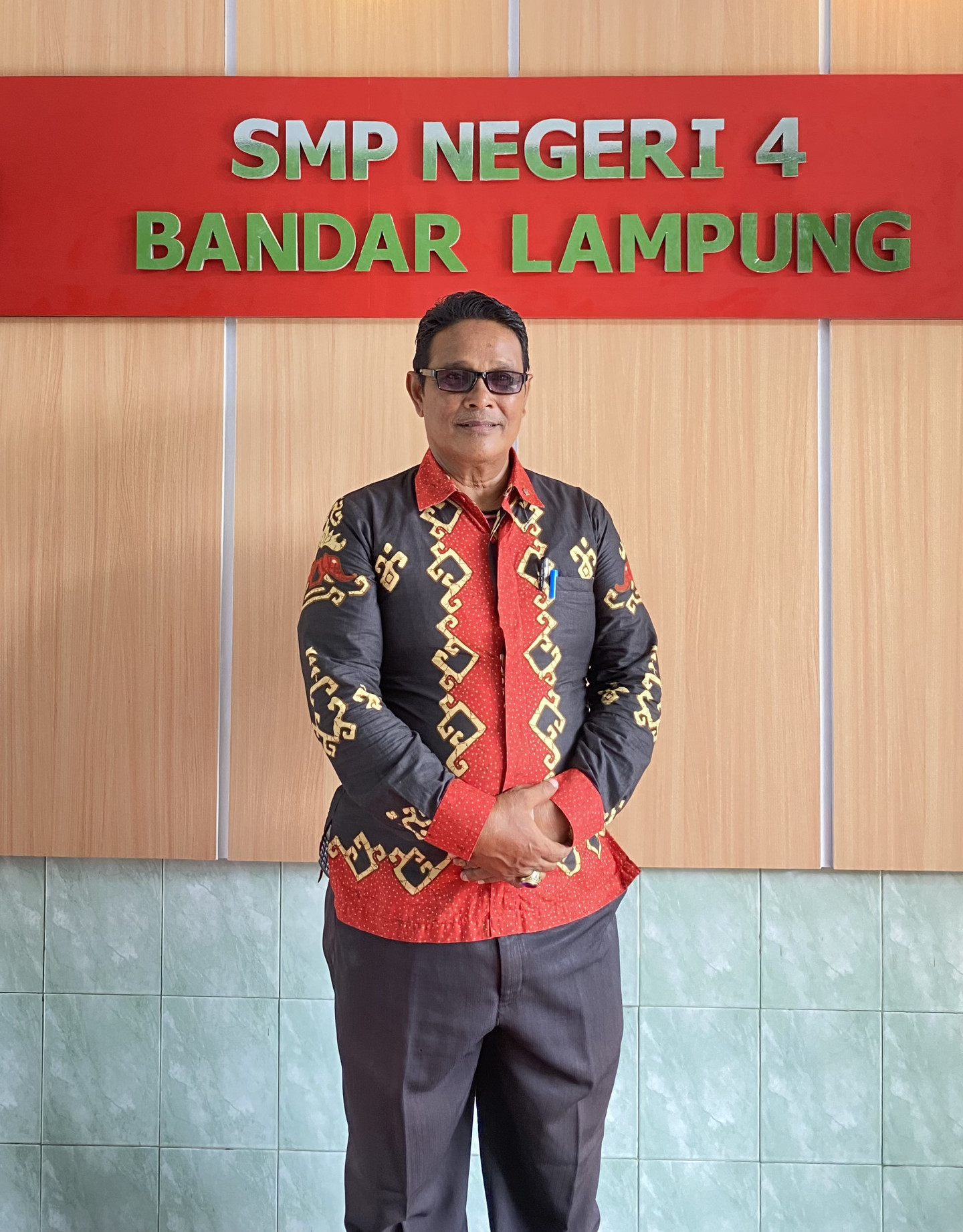 Sutiyono SR