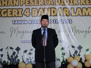 Perpisahan dan Pelepasan Siswa Kelas IX SMPN 4 Bandar Lampung Berlangsung Sederhana, Haru dan Meriah
