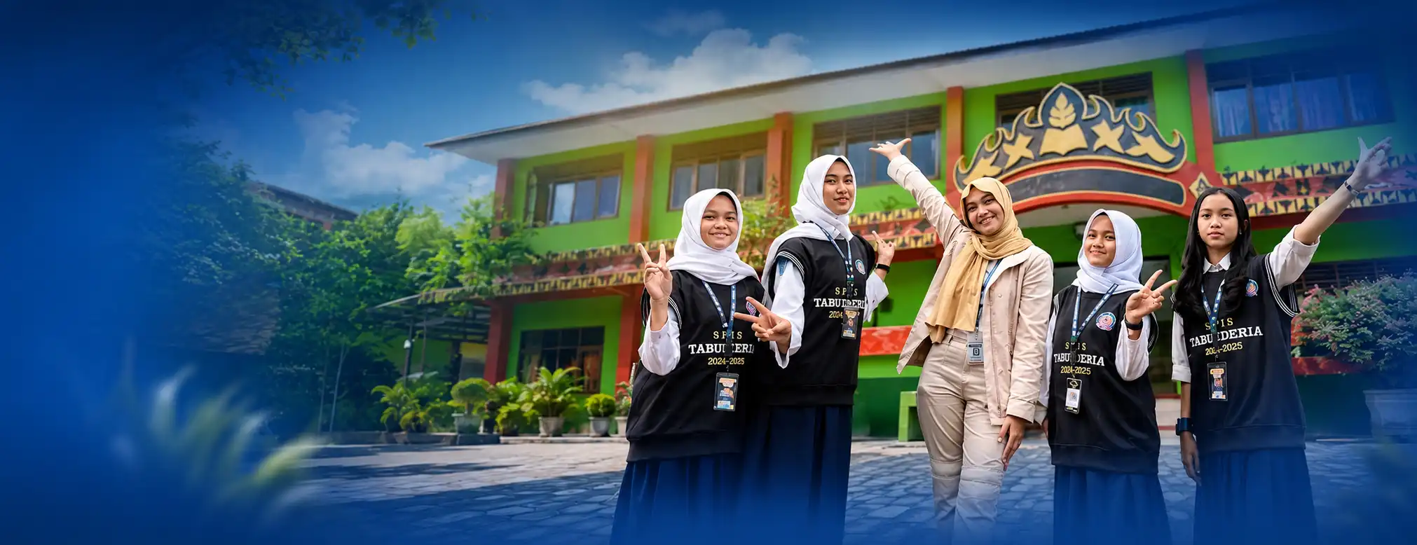 Membangun Generasi Emas
